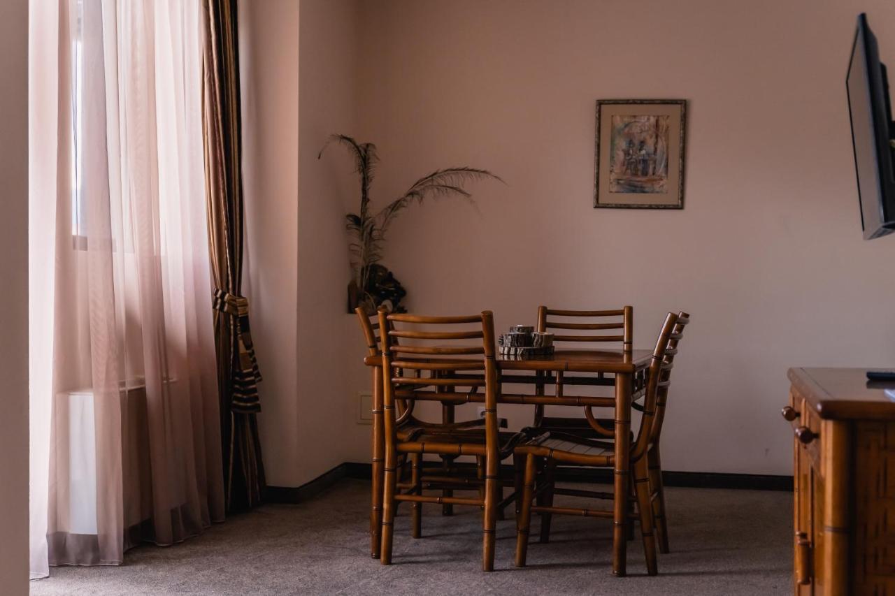 Hotel Orbel Dobriniště Exteriér fotografie