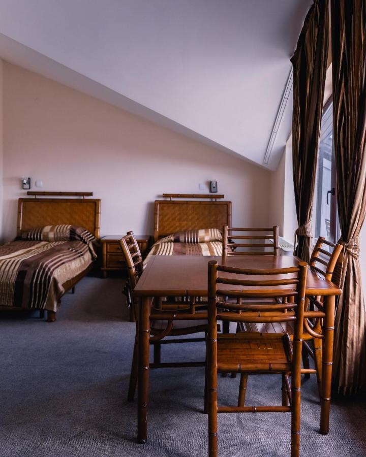 Hotel Orbel Dobriniště Exteriér fotografie